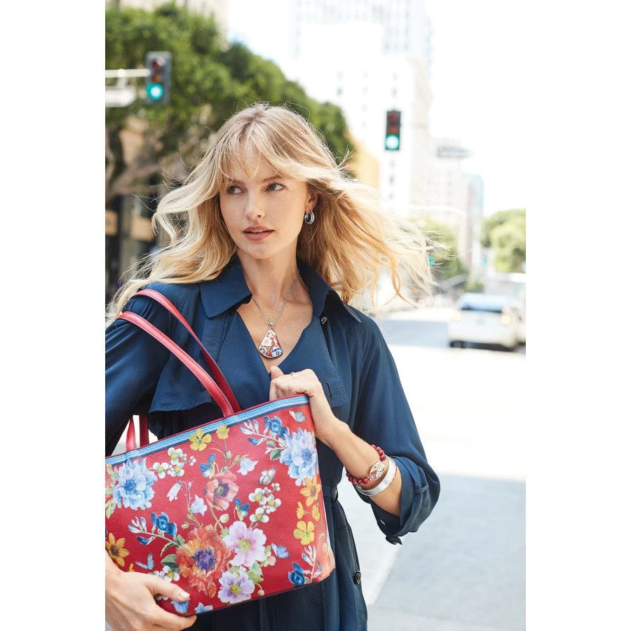 Blossom Hill Rouge Scarlet Tote 6 Blossom Hill Rouge Scarlet Tote - Image 6