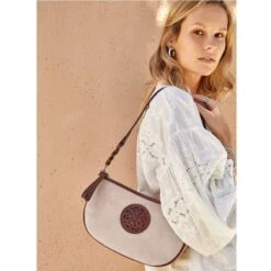 Edee Canvas Shoulderbag 7 Edee Canvas Shoulderbag -Moonlink Jewelry Shop edee canvas shoulderbag whisky stone 3