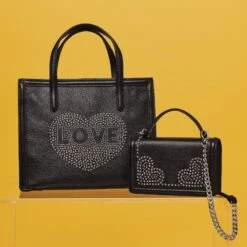 Love Me Phone Organizer -Moonlink Jewelry Shop love me phone organizer black 3 a557dc97 dd73 4fa3 a388 c45002792028