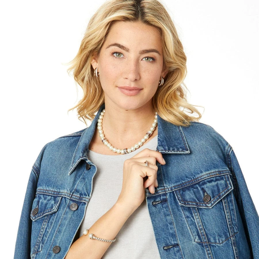 Neptune's Rings Pearl Short Necklace 3 Neptune's Rings Pearl Short Necklace - Image 3